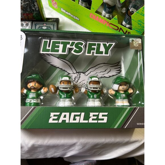 Philadelphia Eagles Super Bowl Champions Collectible Bundle Figures Checkers UNO - Picture 3 of 11
